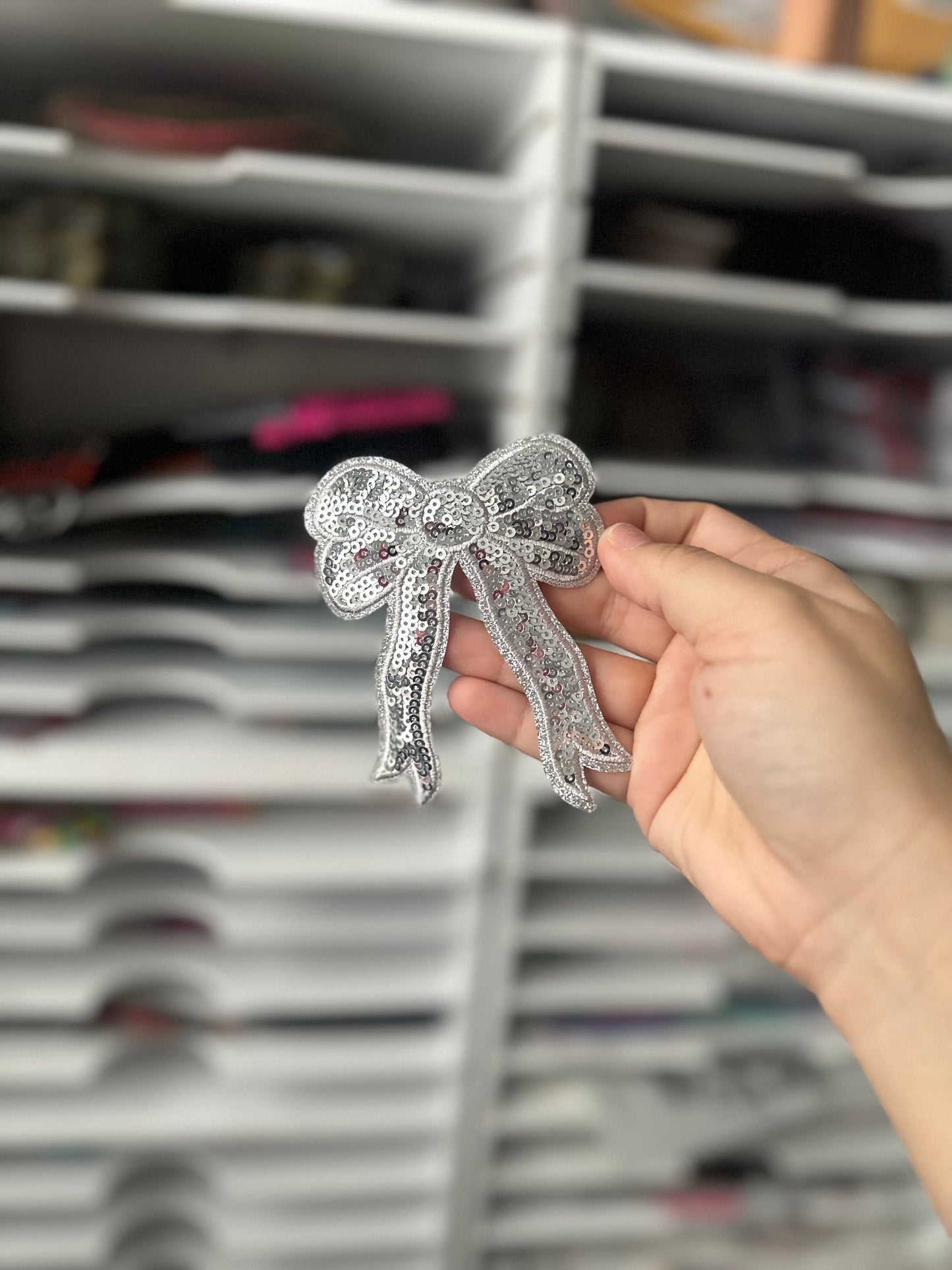 SILVER SEQUIN BOW PATCH (RTS)