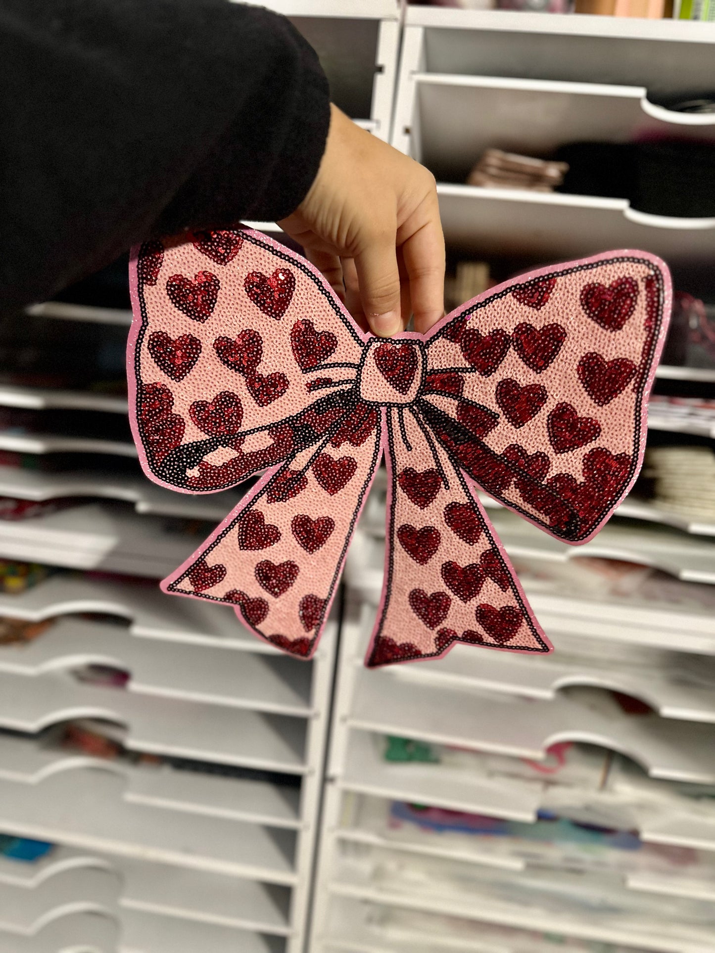 BOW SEQUIN HEARTS PATCH (RTS)