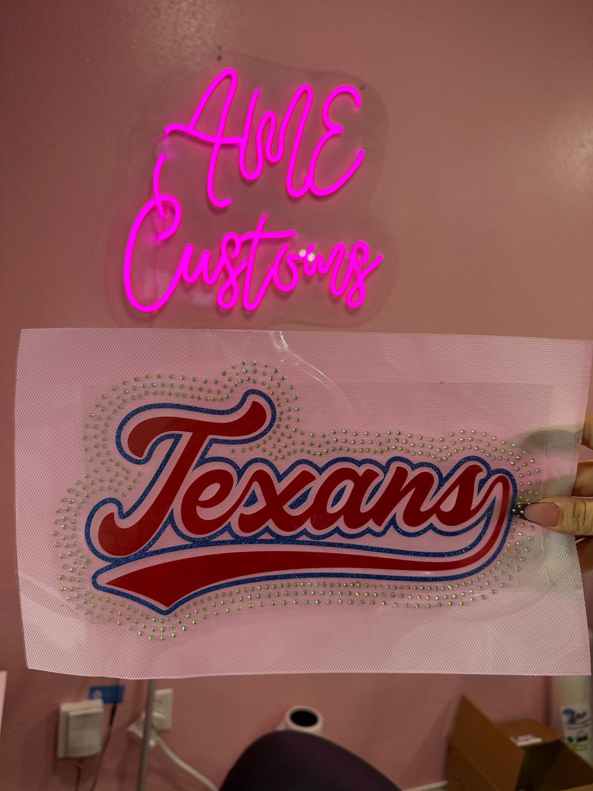 TEXANSSSS RHINESTONE GLITTER PUFF (RTS)