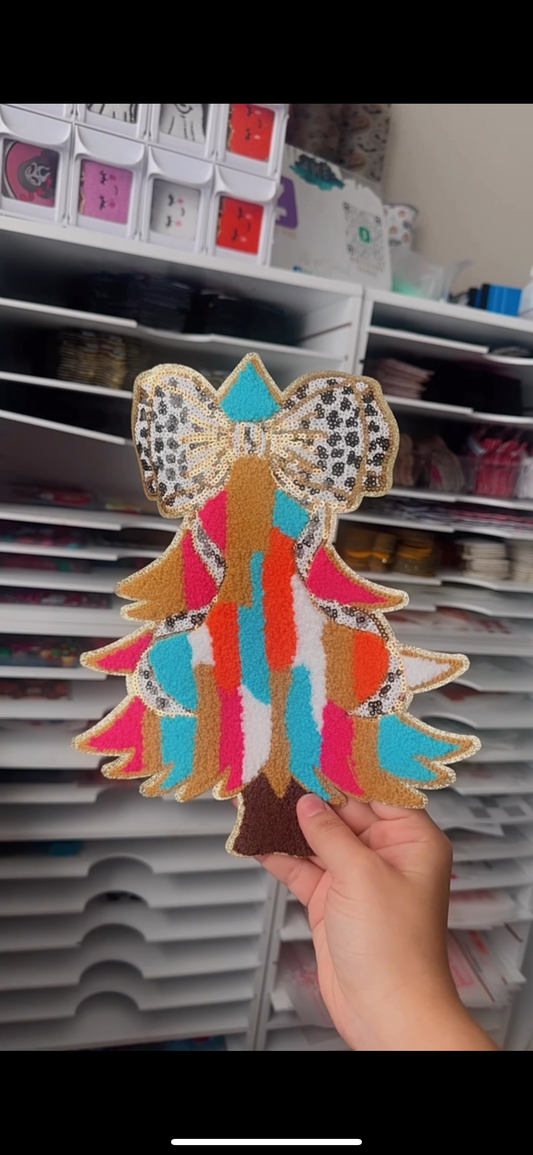 COQUETTE TREE CHENILLE PATCH (RTS)