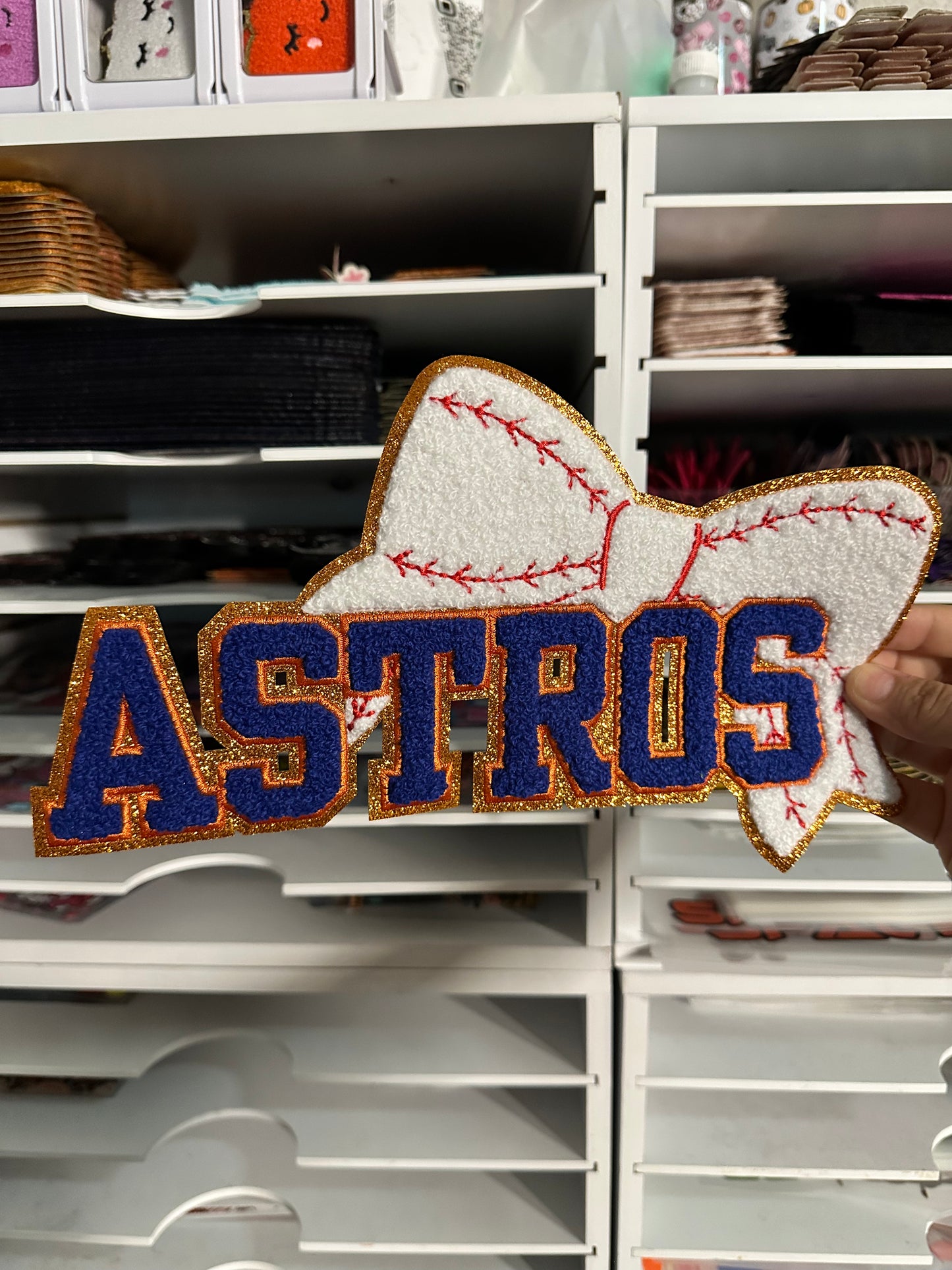 BOW STROS CHENILLE PATCH (RTS)
